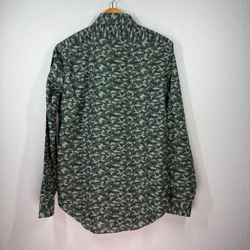 Men's Calvin Klein Slim Fit‎ Camouflage Button Down Shirt Size Medium - Picture 7 of 8
